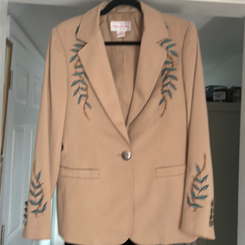 VINTAGE WESTERN EMBROIDERED BLAZER!!